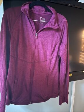 Old Navy Active Full-Zip Jacket in Plum
